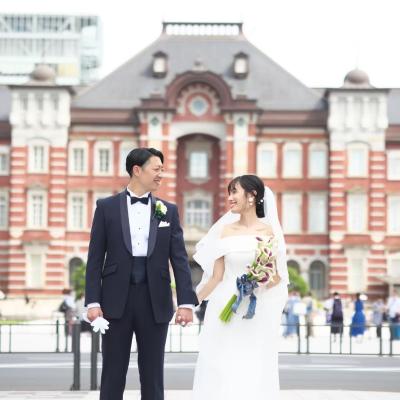 人気のフォトスポット東京駅前でも思い出の一枚を！<br>【外観】東京駅背景の写真はもちろん、思い出の場所で。ご希望の場所でのロケーションフォトも。